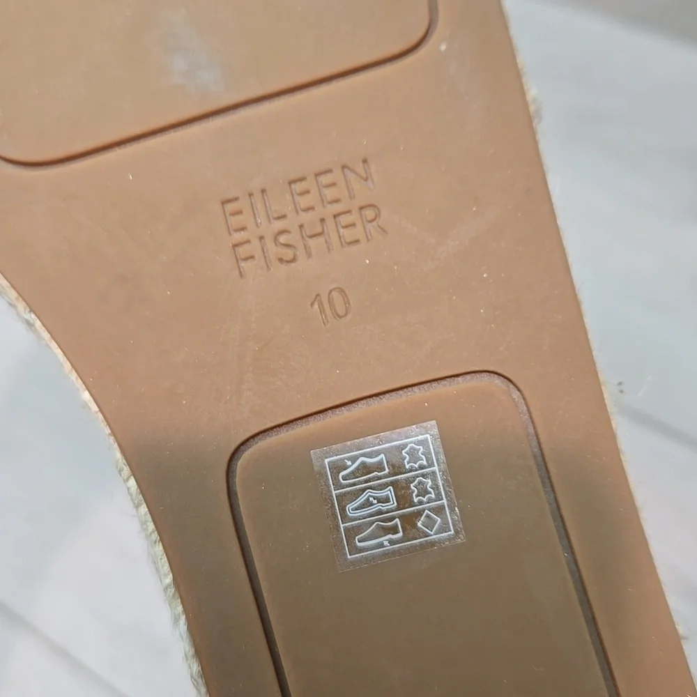 Eileen Fisher good step